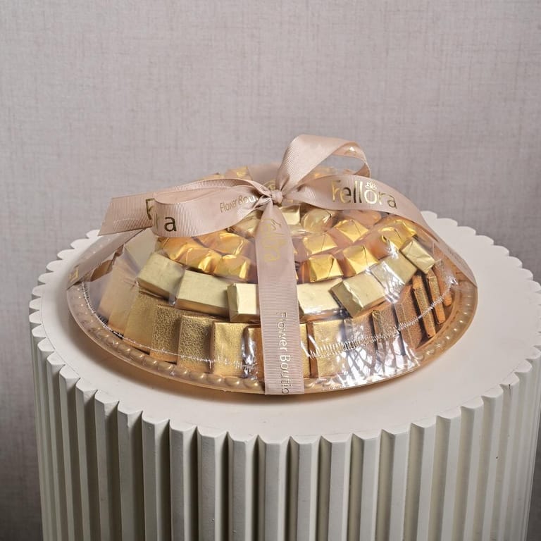 Peony Roses Luxury Bouquet And Chocolate Tray-C58 - Image 3