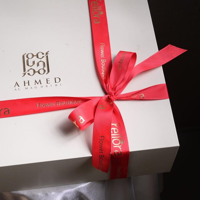 spray Roses Gift Box With Ahmad Al Maghribi Sa adah Perfume-C68 - Image 6