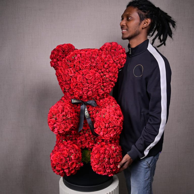 Giant Red Spray Roses Teddy Bear Luxury Arrangement-A1099 - Image 4