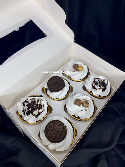 Box Of 6 Cupcakes 