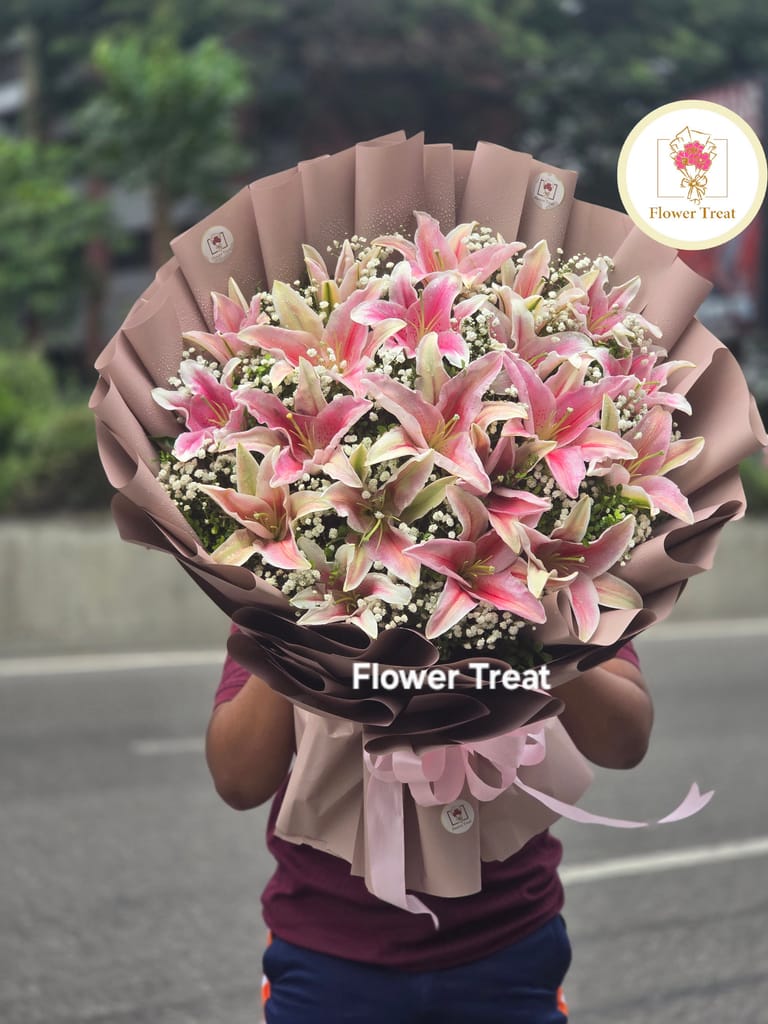 Premium Big Lily Bouquet - Image 2