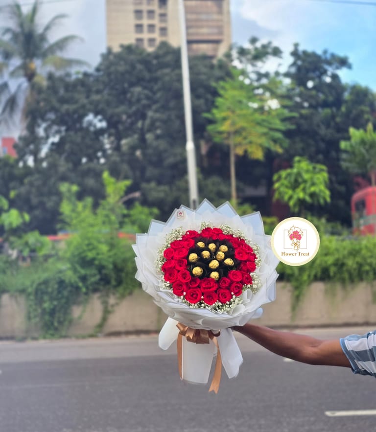 Luxury Red Rose & Ferrero Rocher Mixed Bouquet 🌹🍫 - Image 2
