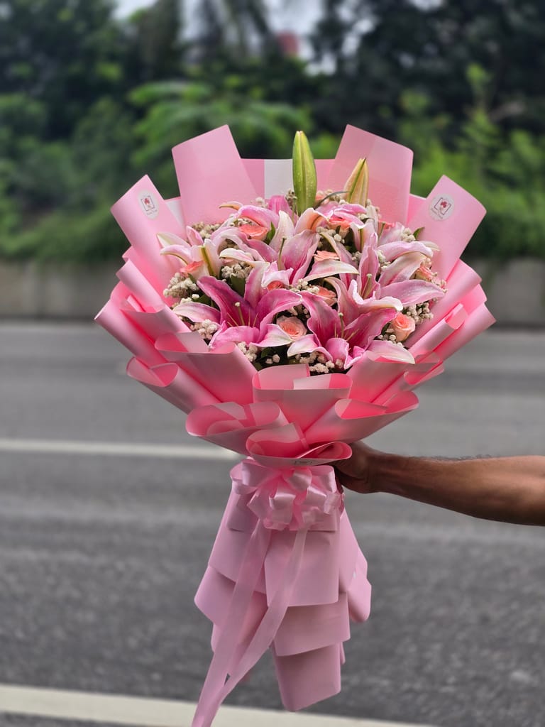 Premium Pink Lily Bouquet - Image 1