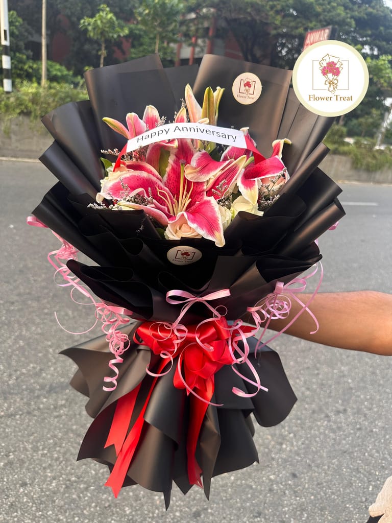 Premium Red Lily Bouquet - Image 3