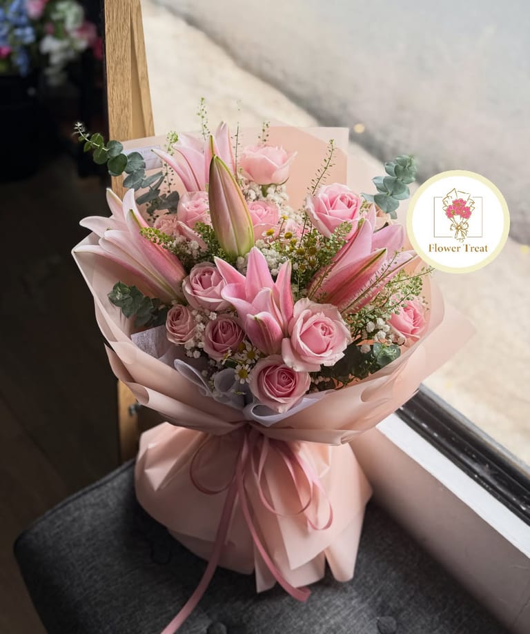 Luxury Imported Rose & Lily Mixed Bouquet - Image 2