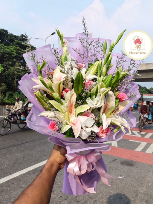 Luxury Premium Lily Bouquet