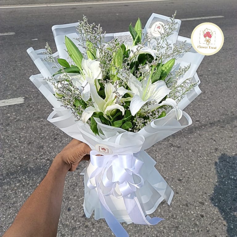 Premium White Lily Bouquet - Image 2
