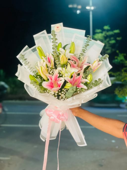 Premium Pink Lily Bouquet