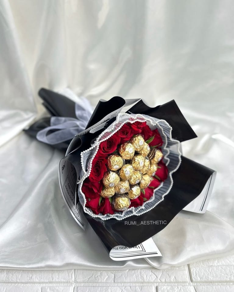 Premium Ferrero Rocher & Red Rose Mixed Bouquet 🌹🍫 - Image 2