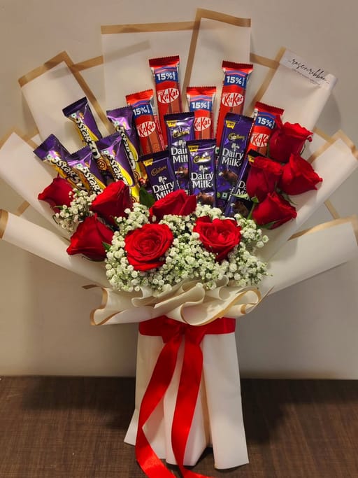 Premium KitKat & Dairy Milk Mixed Chocolate Bouquet 🍫❤️