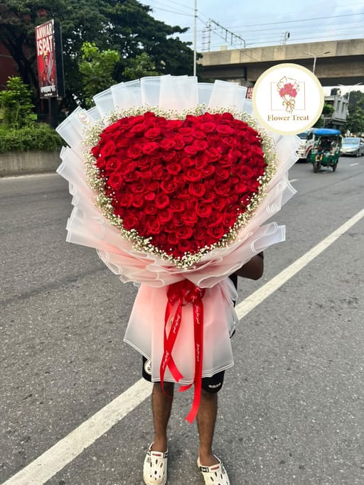 Premium 100 Roses Heart-Shaped Bouquet ❤️🌹