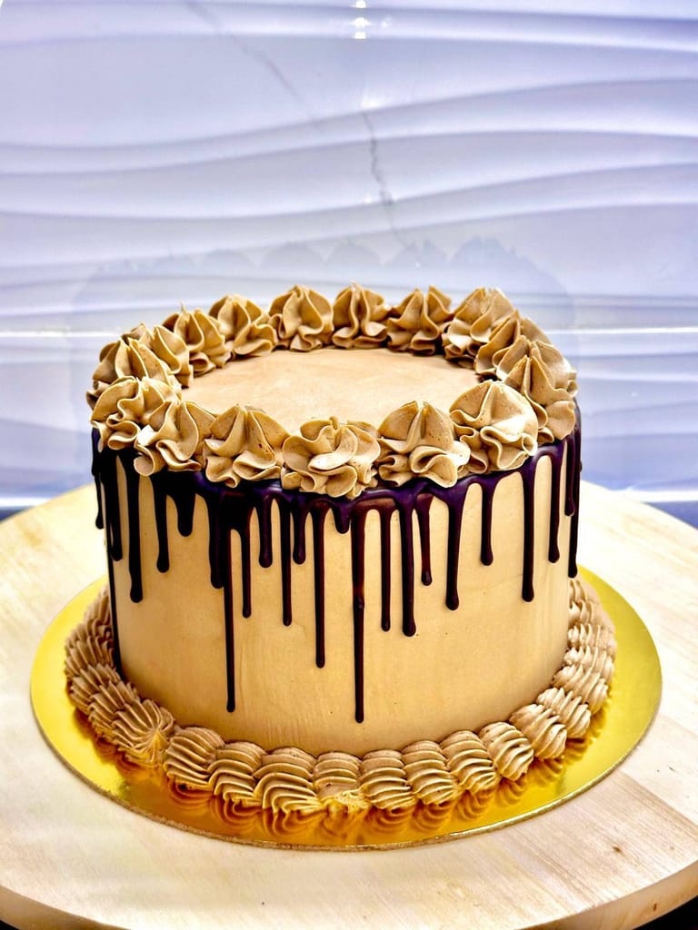 Chocolate cake - Image 1