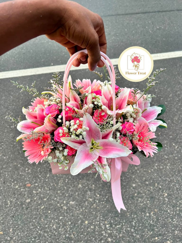 Premium Lily Bag Bouquet 🤍🌸👜 - Image 1