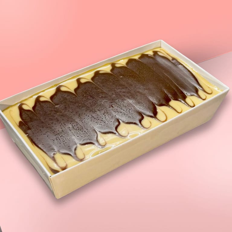 Chocolate caramel loaf cake - Image 1