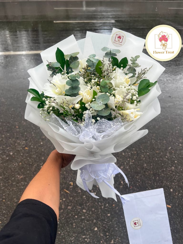 Premium Dolonchapa Bouquet 🤍🌿 - Image 1