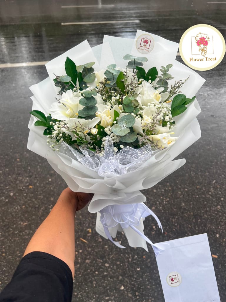 Premium Dolonchapa Bouquet 🤍🌿 - Image 2