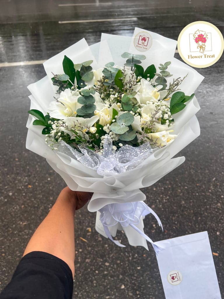 Premium Dolonchapa Bouquet 🤍🌿 - Image 3