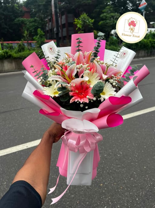 Premium Lily & Gerbera Mixed Bouquet 🌸🤍🌼
