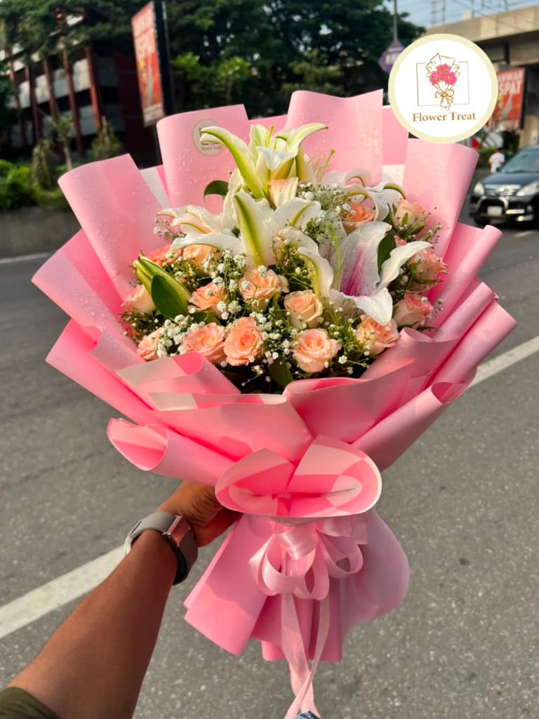 🩷 Premium Pink Theme Lily Bouquet 💐 - Image 3