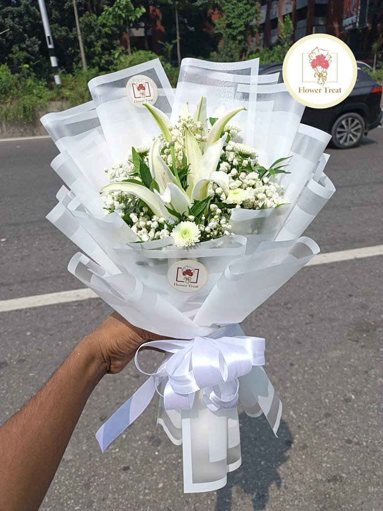 🤍 Premium White Lily Bouquet – Friendly Size 💐 - Image 1