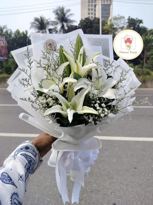 🤍 Premium White Lily Bouquet 💐