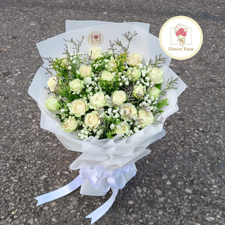 🤍 Premium White Rose Bouquet 💐 - Image 1