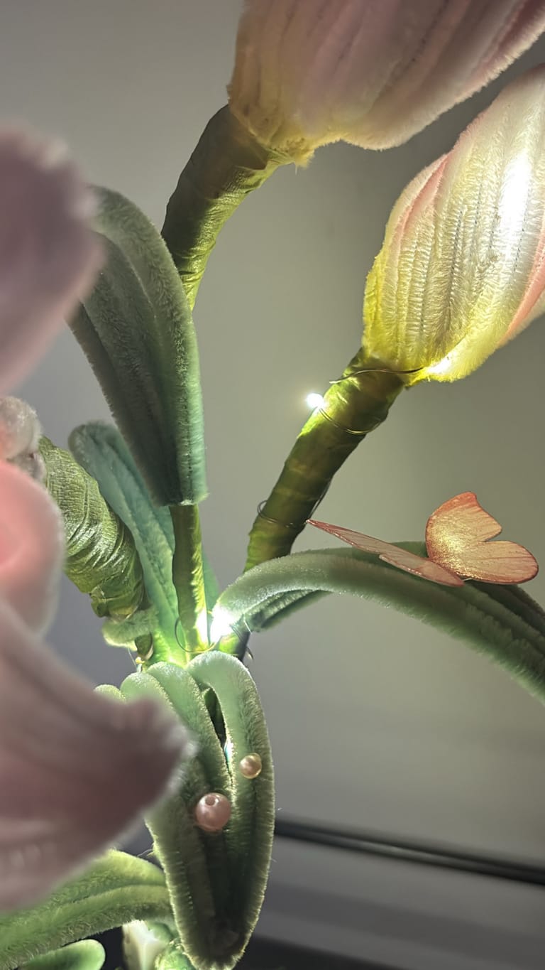 Fairy Lily Lamp - Image 6