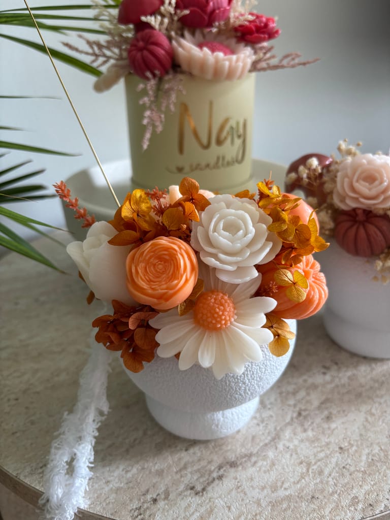Autumn Bouquet - Image 4