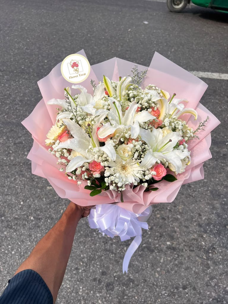 π€ Premium White Theme Lily Bouquet π - Image 1