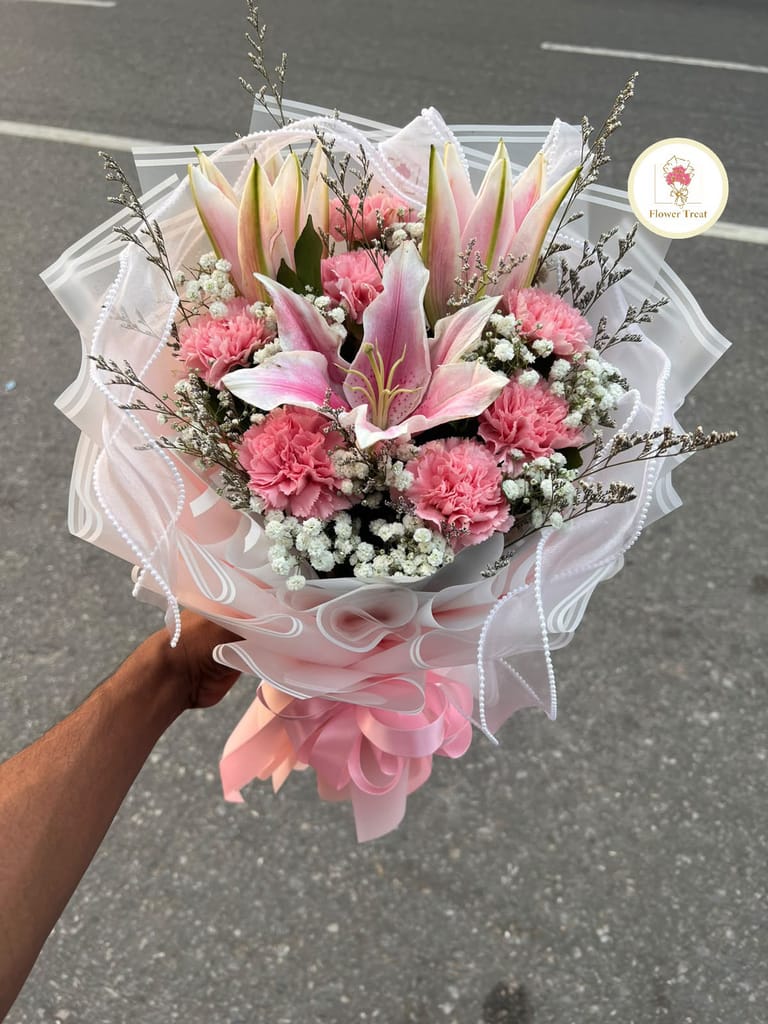 π€β¨ Premium Luxury Lily Bouquet π - Image 3