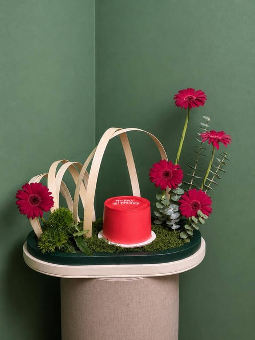 Gerbera Garden With Cake