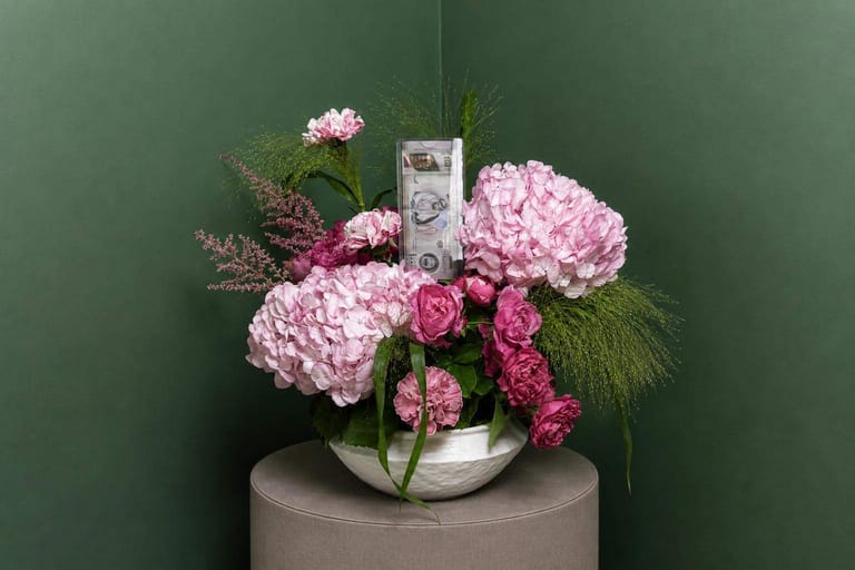 Pink Hydrangea Money Bouquet - Image 1