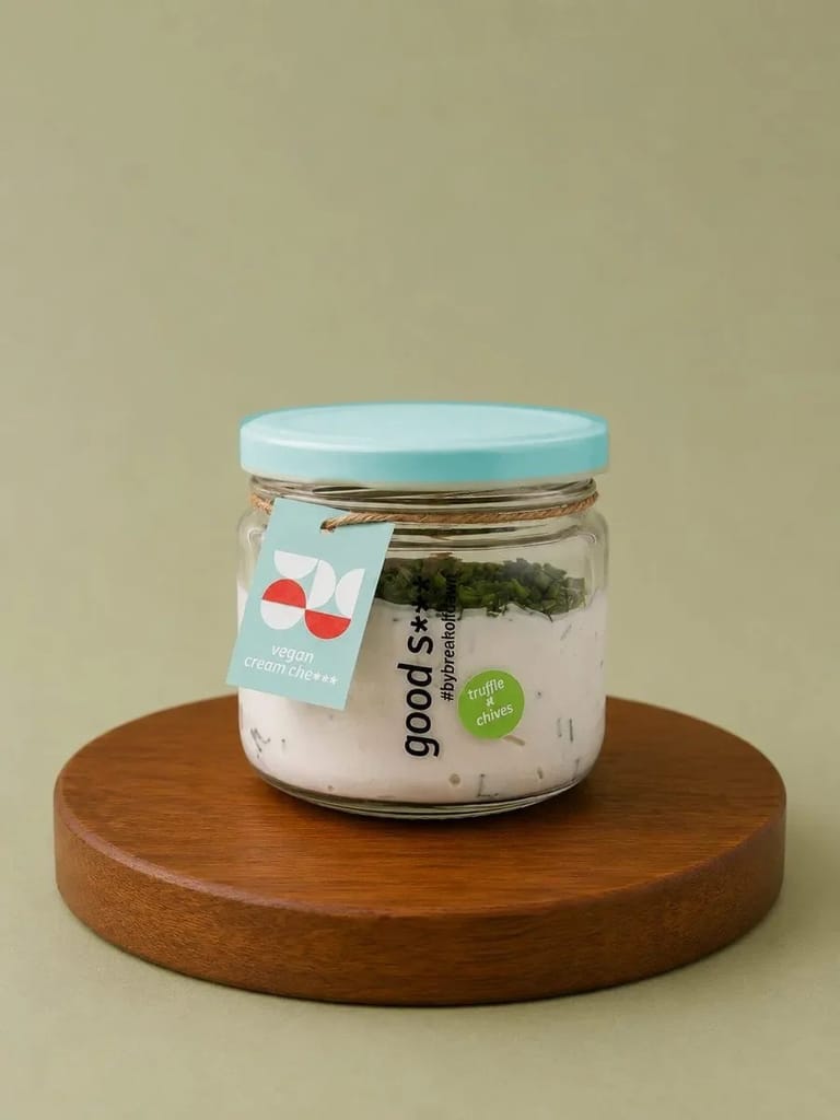 Break of Dawn Truffle & Chives Vegan Cream Cheese - Image 1