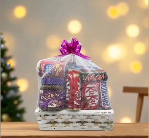 Treatful Basket