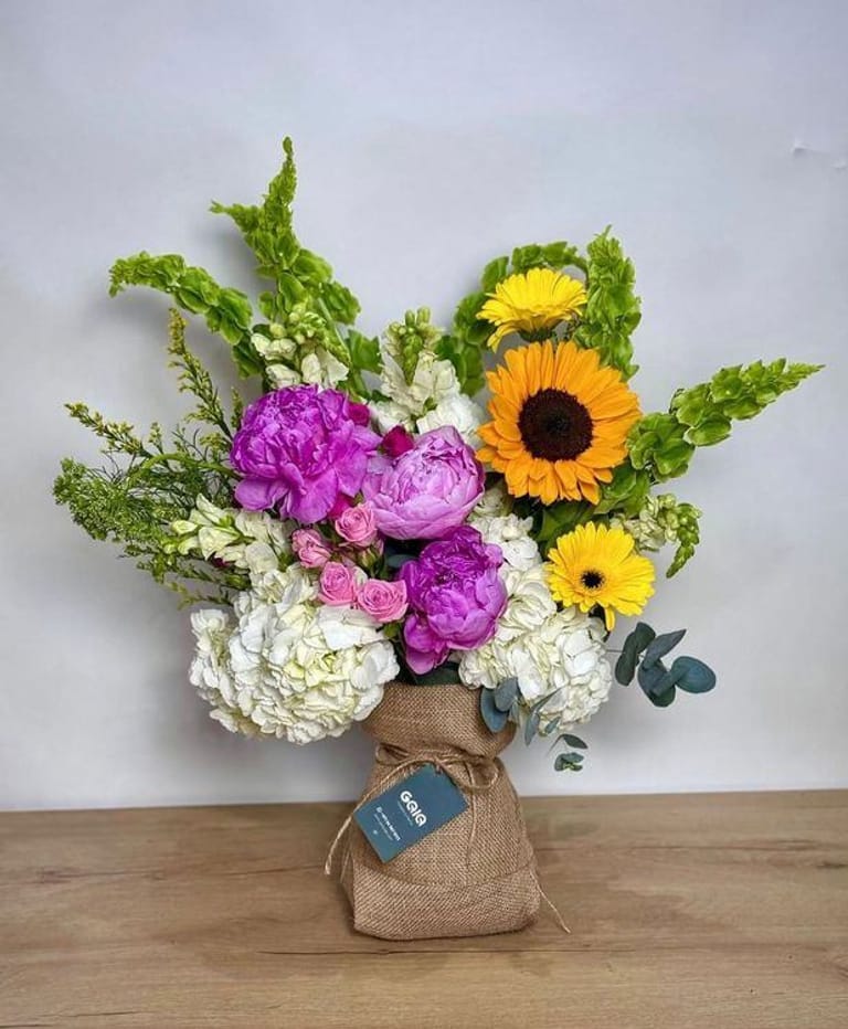Country Garden - Flower Bunch - Image 1