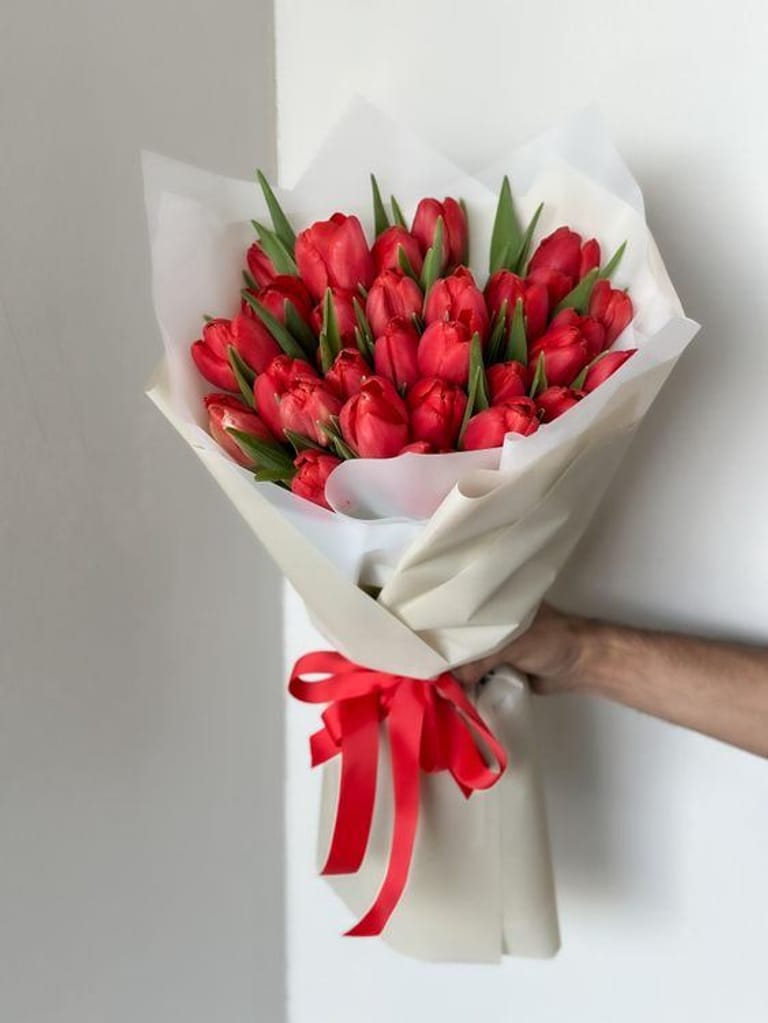 Red Tulip Bouquet -Women's Day Specials - Image 1
