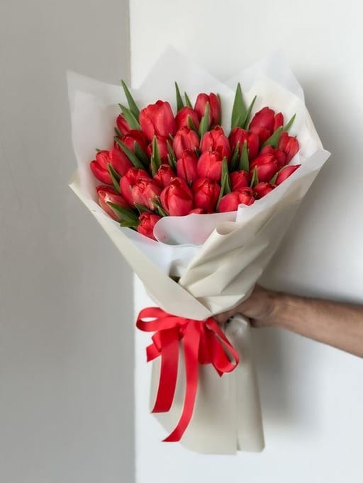 Red Tulip Bouquet -Women's Day Specials