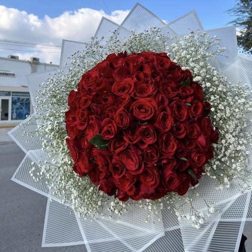 30 Roses