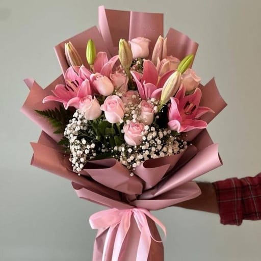 Pink Lily & Roses
