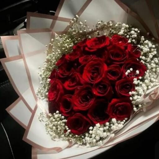 30 Roses