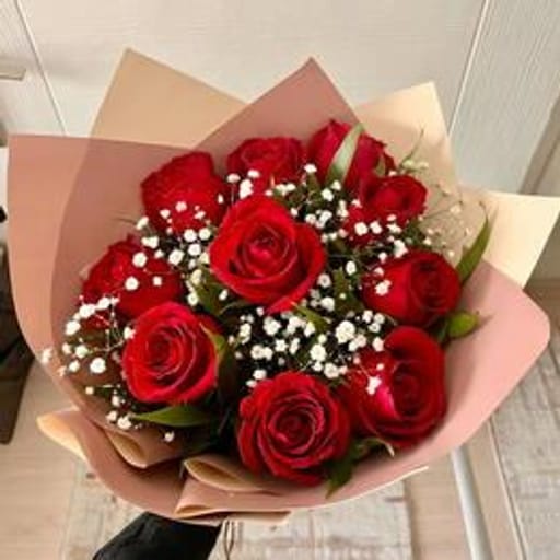 Elegant 10 Red Roses Bouquet 