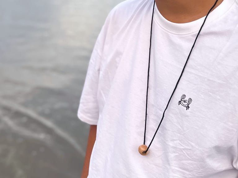 Happy Crab Summer Tees White (Drop Shoulder) - Image 3