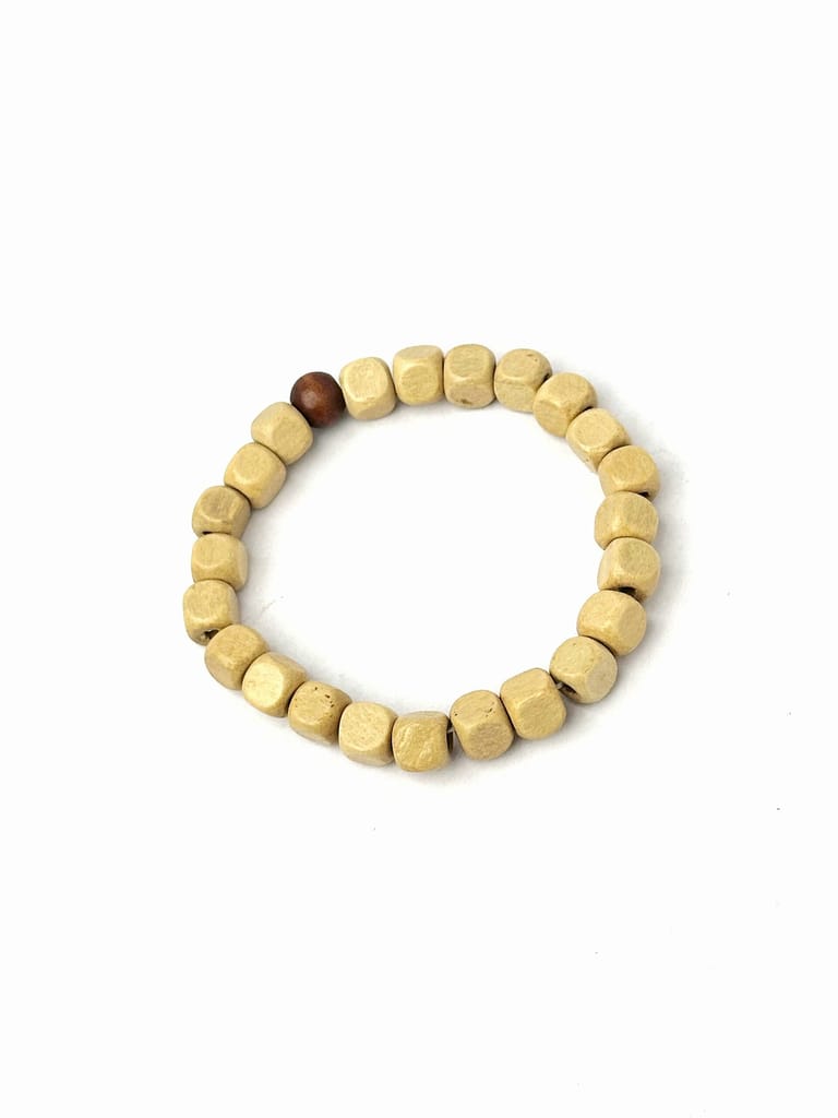 Plain bracelet with an odd bead - Image 1