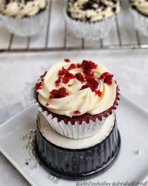 Red Velvet Cupcake Single