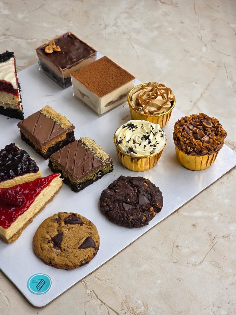 The Grand Eclipse Treatbox - Image 1