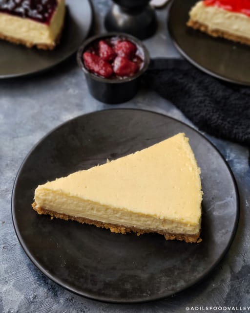 NY Classic Cheesecake slice