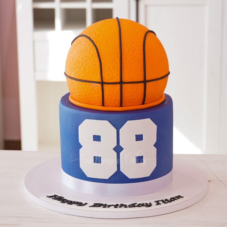 Basketball Cake 1 - Image 1