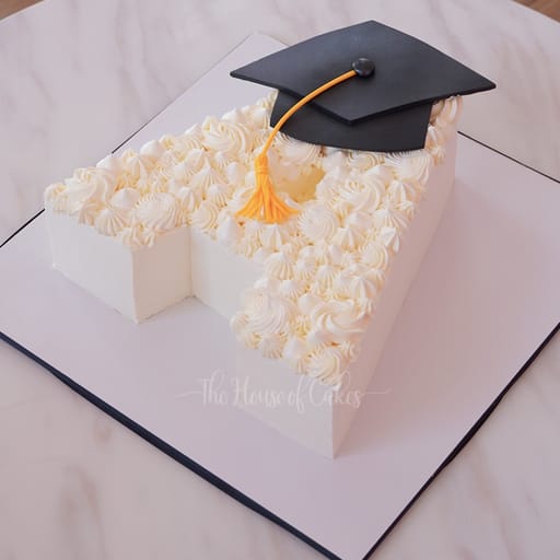 Graduation Cake 8