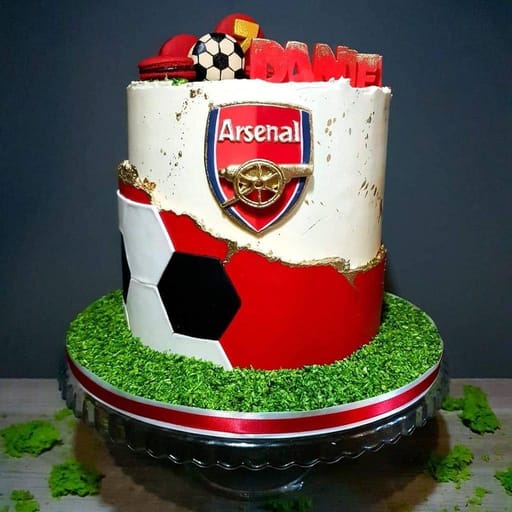 Arsenal cake 1