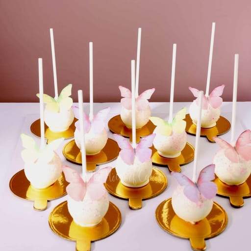 Cake pops with butterflies